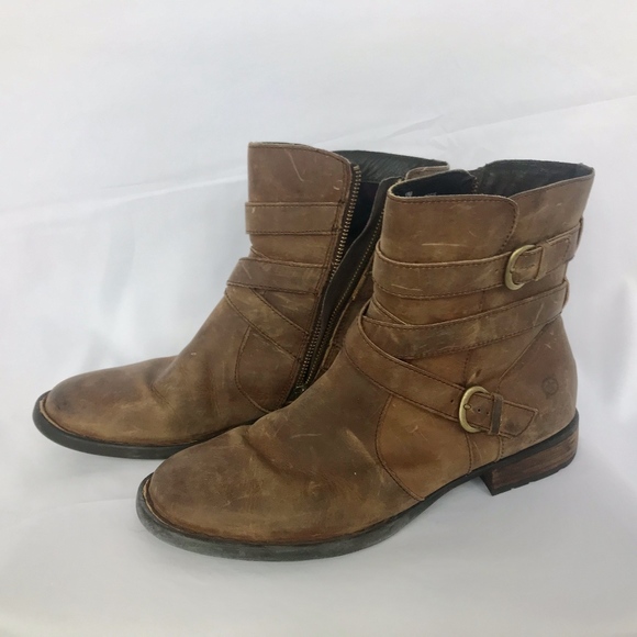 born short boots